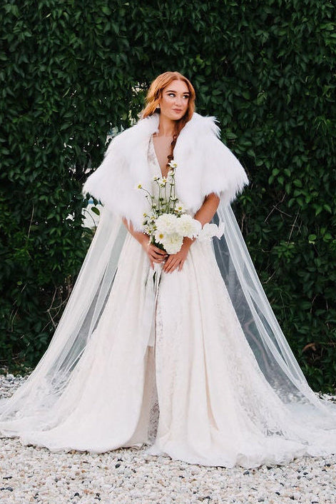 Lizzie Beth Fur Poncho White – When Freddie met Lilly