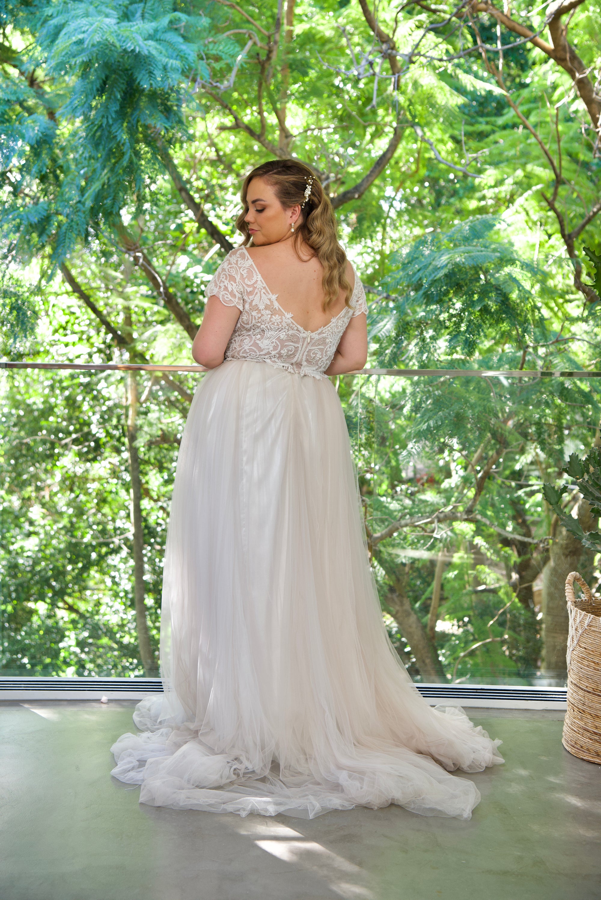 Hepburn Skirt in Champagne