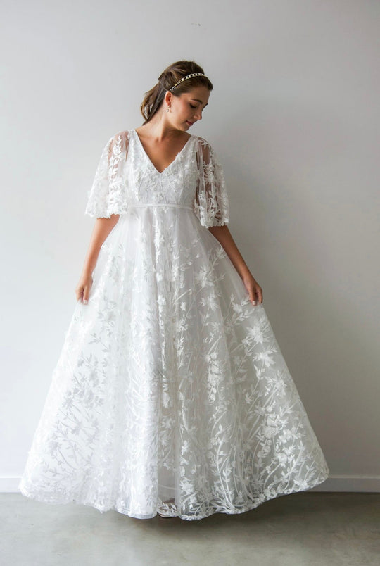WHITE WEDDING DRESSES