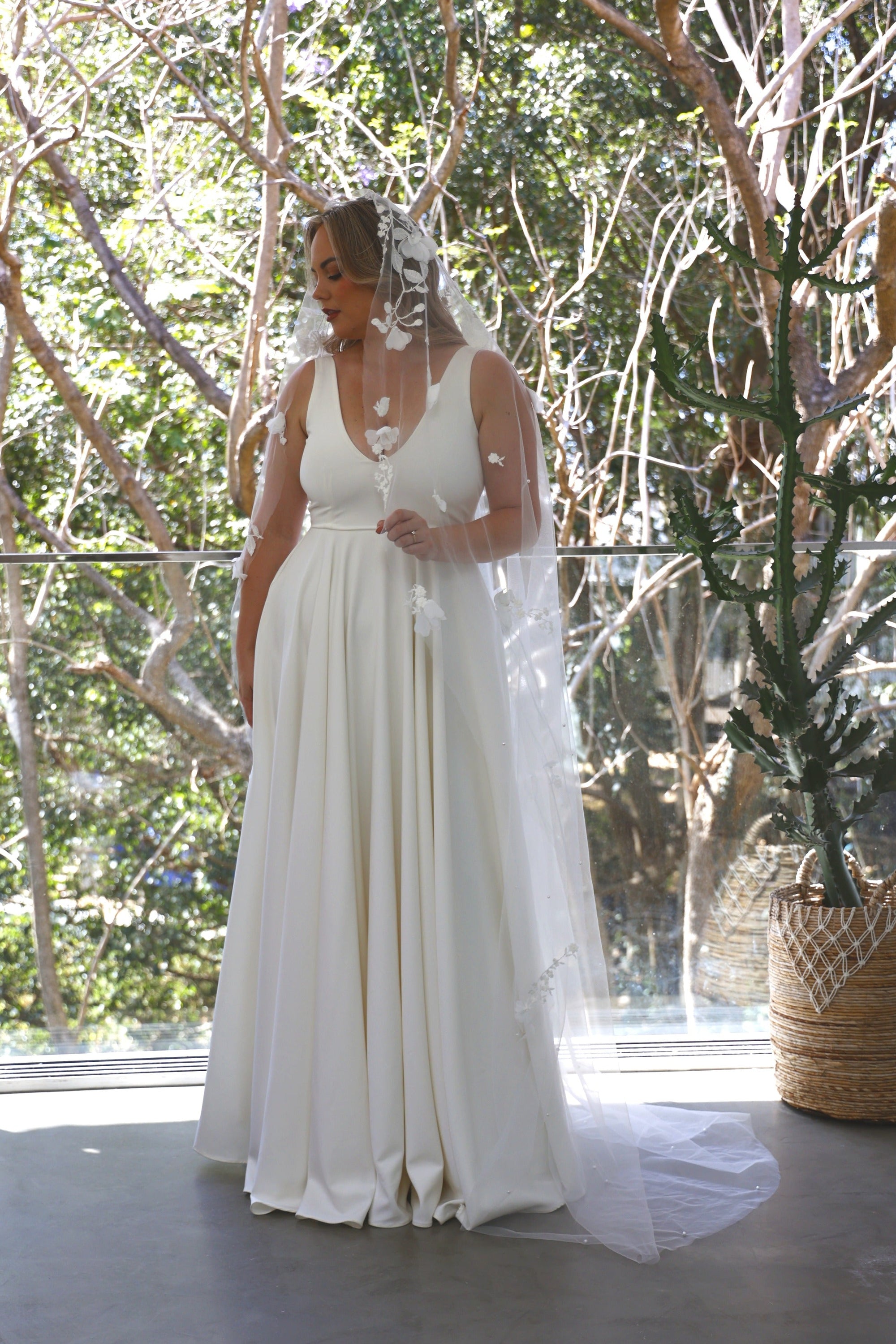 Veil with Flowers
