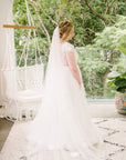 Donna Veil | Sample