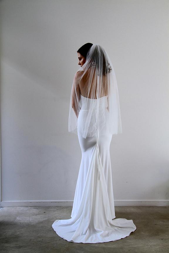 Single Short Tier Veil