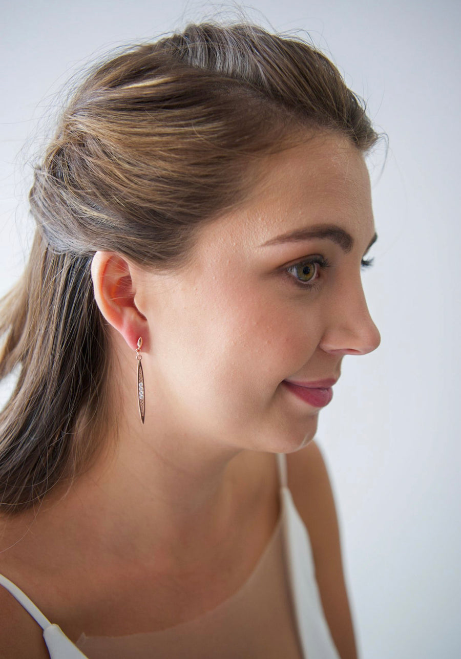 Lilliana Leaf Drop Earrings - Rose Gold