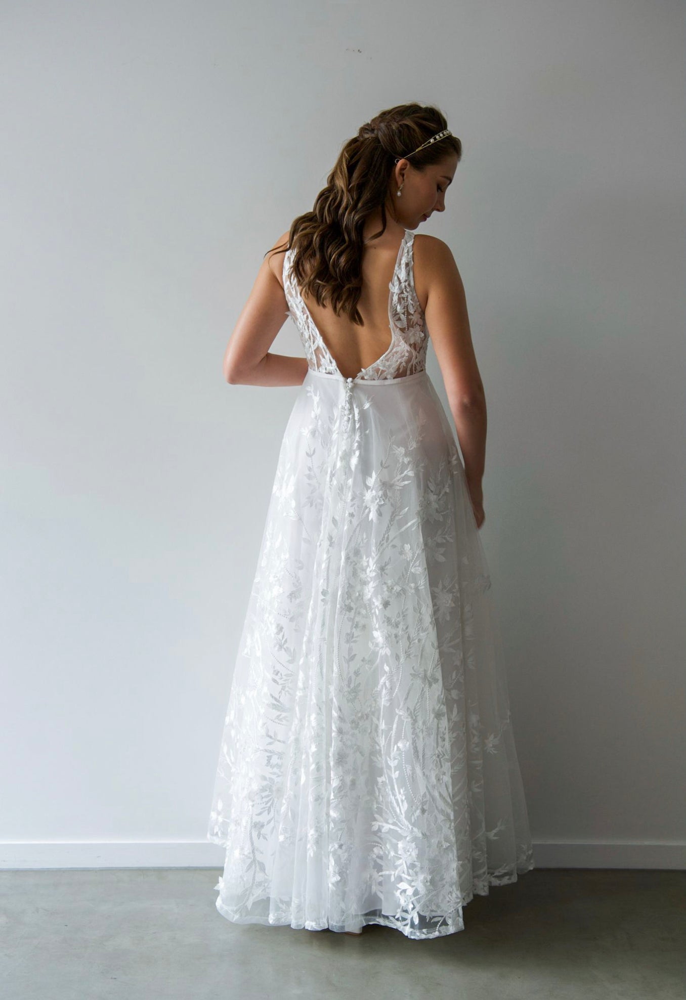 Hannah Gown Sleeveless - with Tulle Underlay