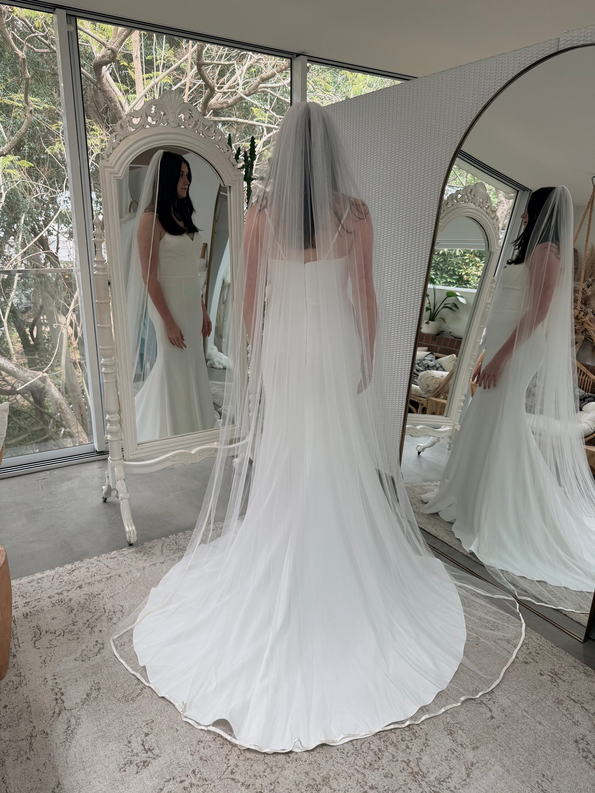 Elise Veil (Long Length) | Sample