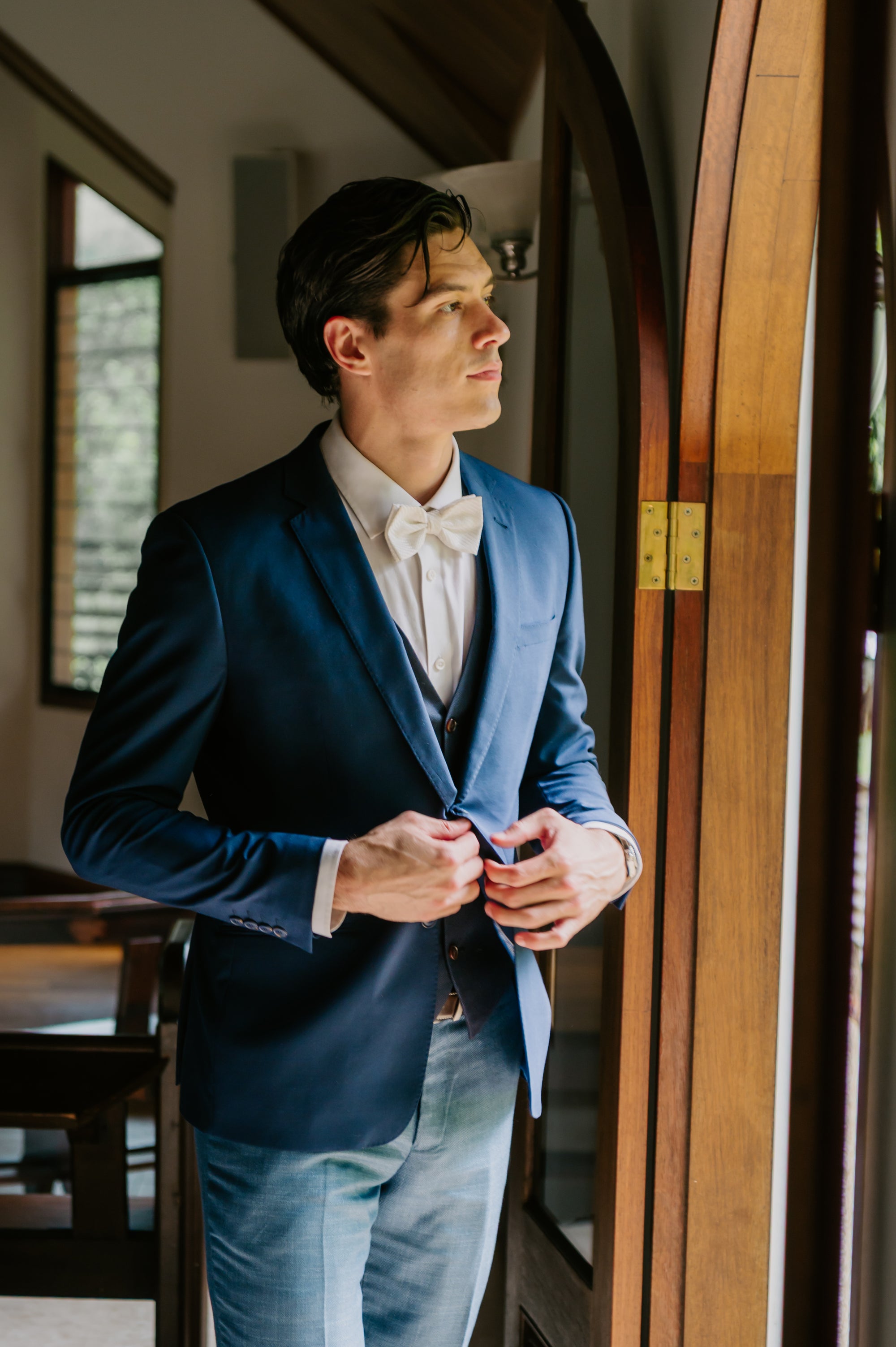 Venetian Bow Tie - White