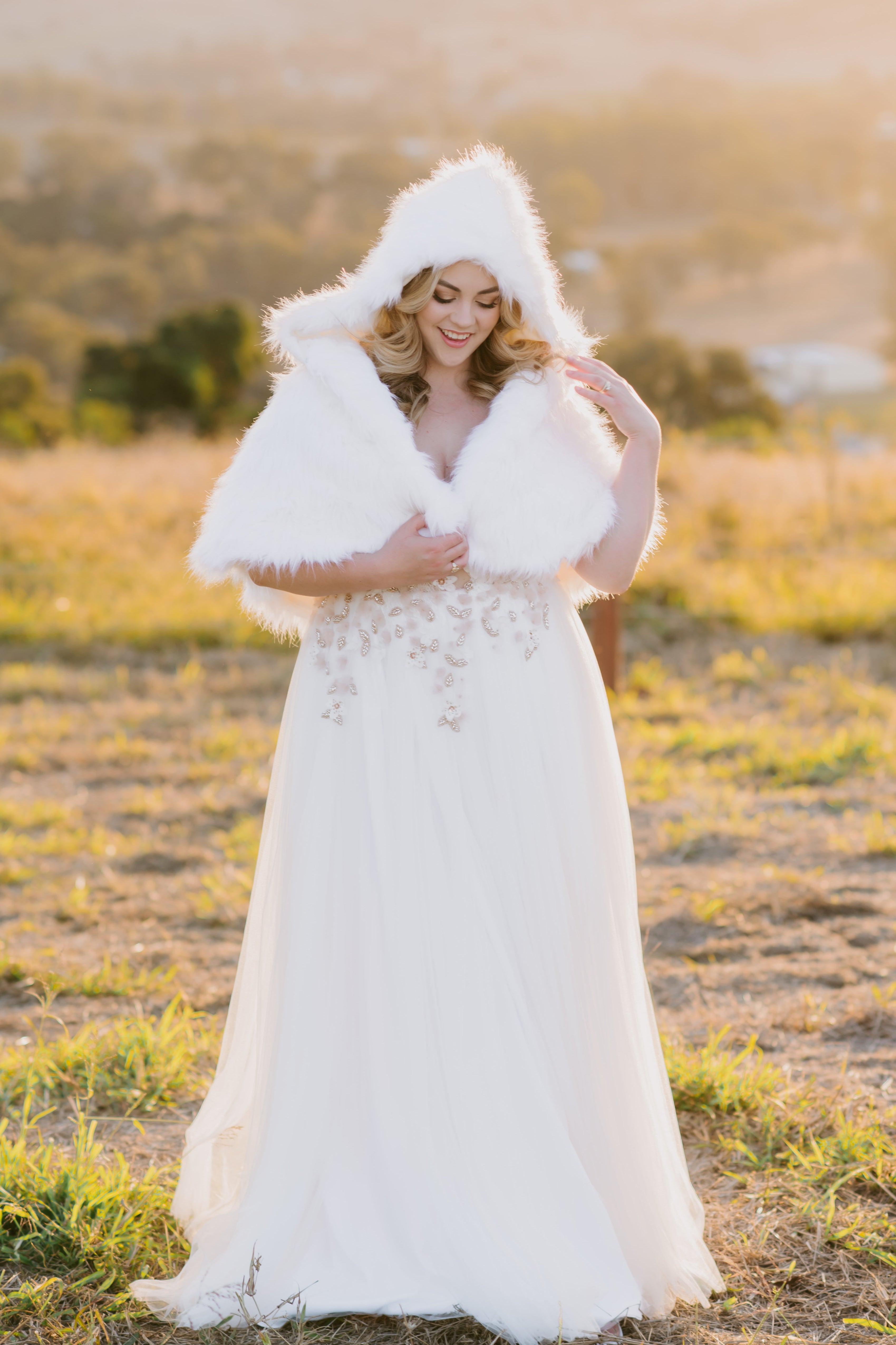 Elka Hooded Fur Cape Off White – When Freddie met Lilly