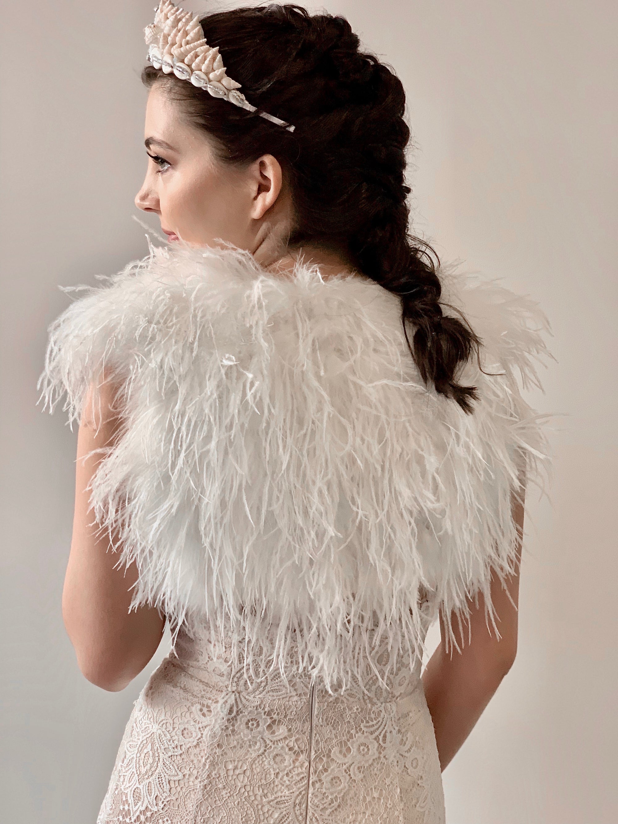 Ostrich Shrug - Off White