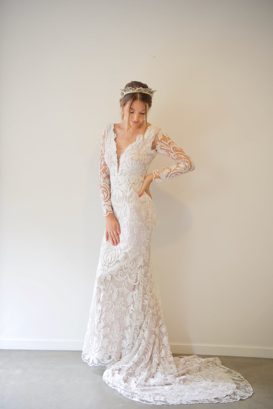 customize your wedding dress