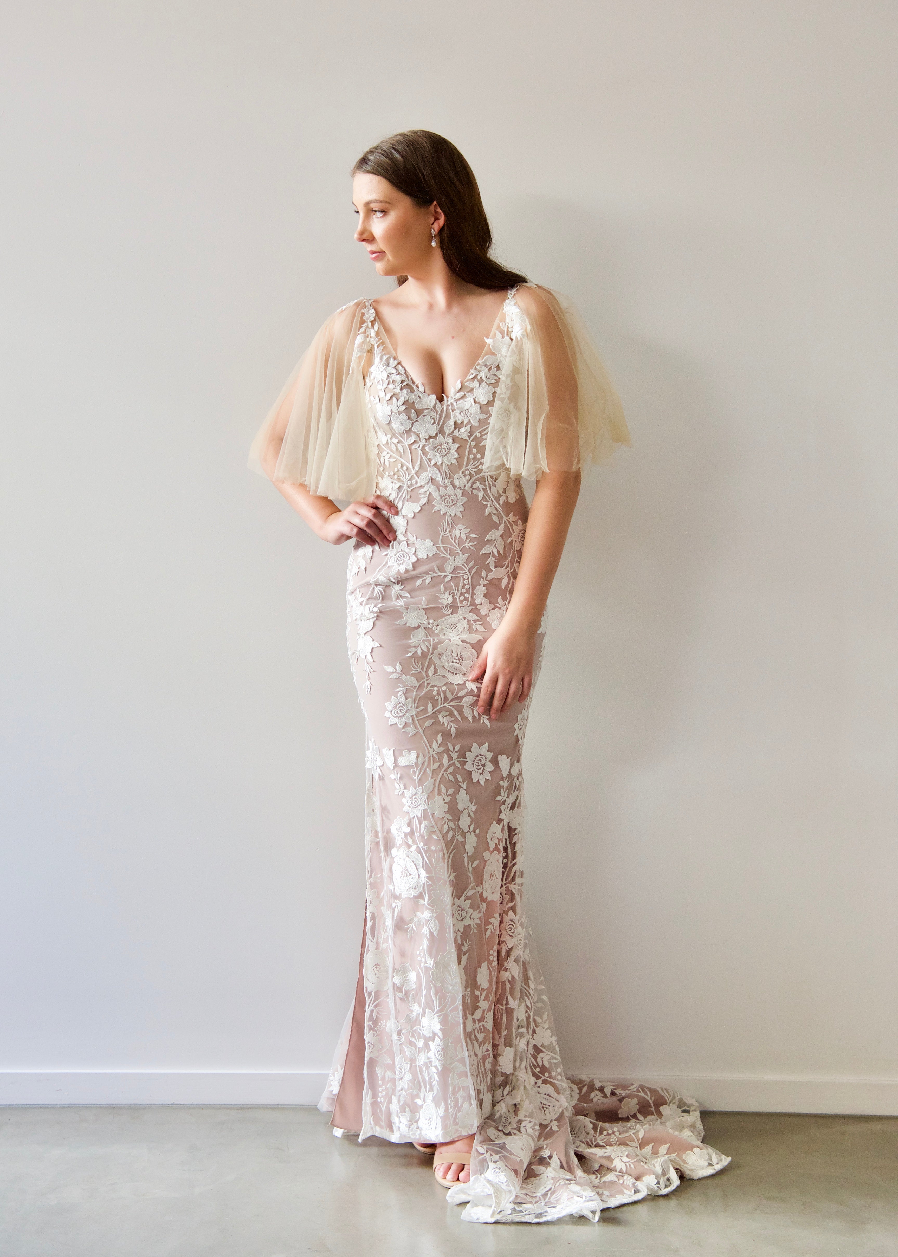 gorgeous dresses to wear on a wedding